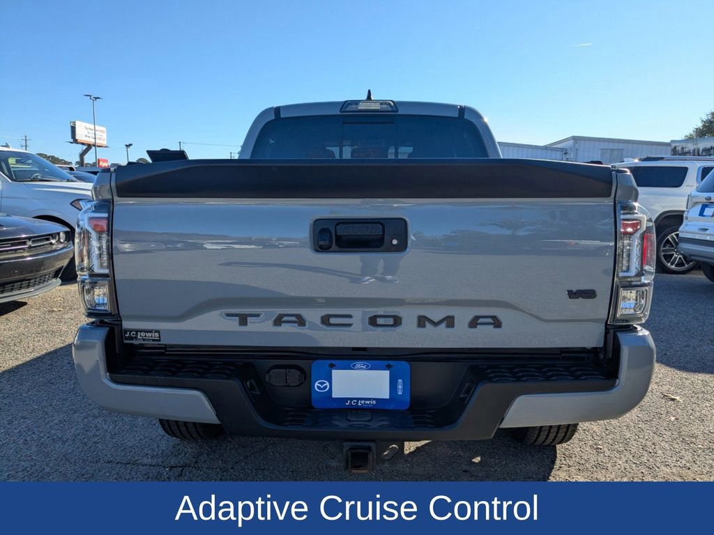 Used 2019 Toyota Tacoma TRD Sport image 4