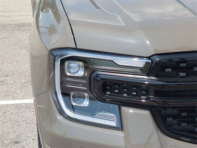 Certified 2025 Ford Ranger Lariat w/ Black Appearance Package image 10