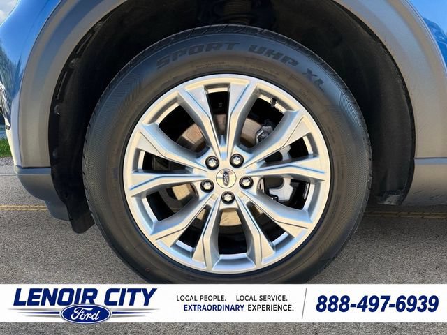 Certified 2020 Ford Explorer XLT w/ Equipment Group 202A AWD/4WD image 9