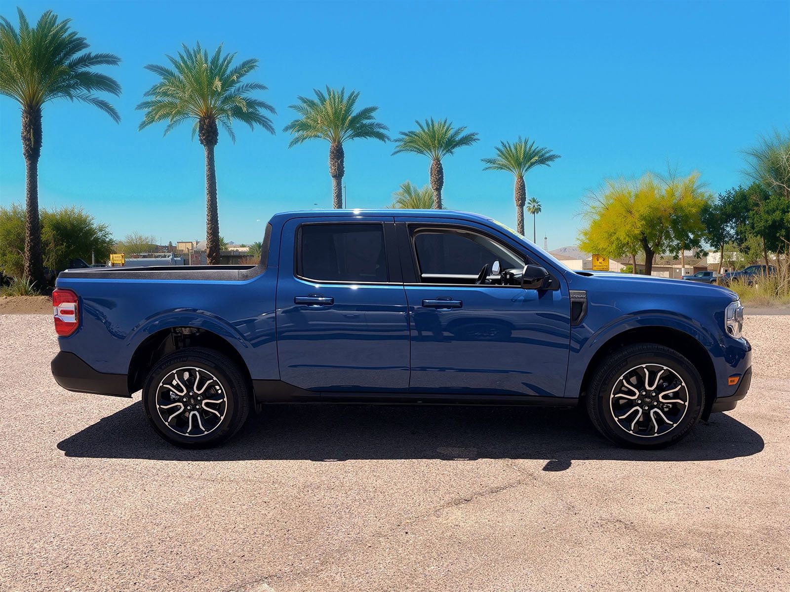 Certified 2024 Ford Maverick Lariat FWD image 6
