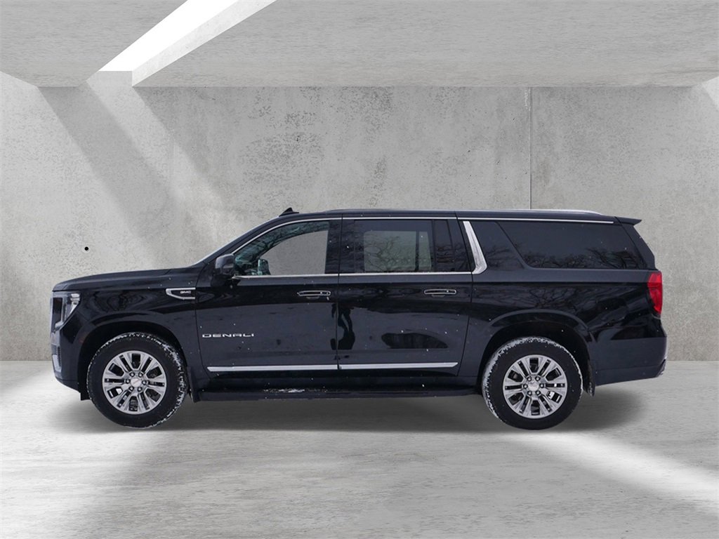 Used 2023 GMC Yukon XL Denali image 5