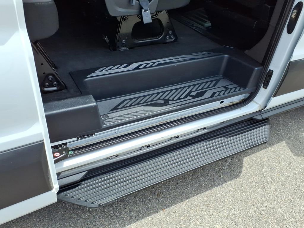 Certified 2023 Ford Transit 350 XLT RWD image 13