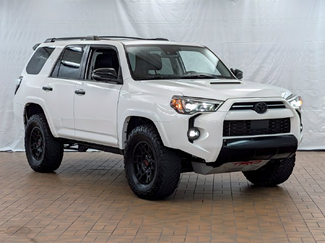 Used 2021 Toyota 4Runner Venture w/ Moonroof Package AWD/4WD image 1