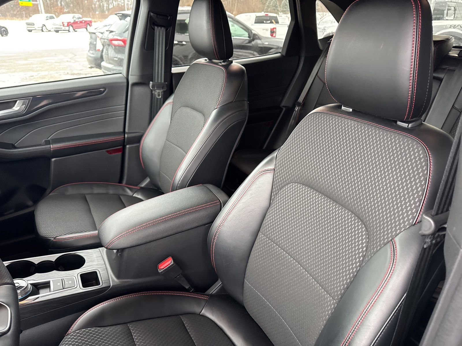 Certified 2024 Ford Escape ST-Line w/ Tech Pack #1 image 19