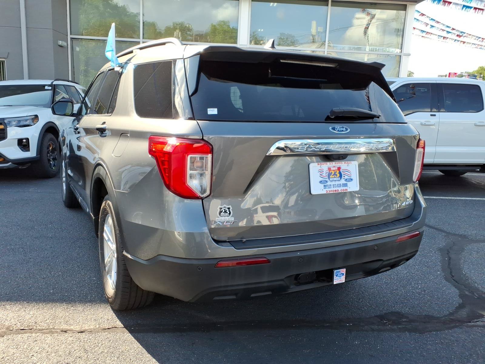 Certified 2023 Ford Explorer XLT w/ Class IV Trailer Tow Package AWD/4WD image 6