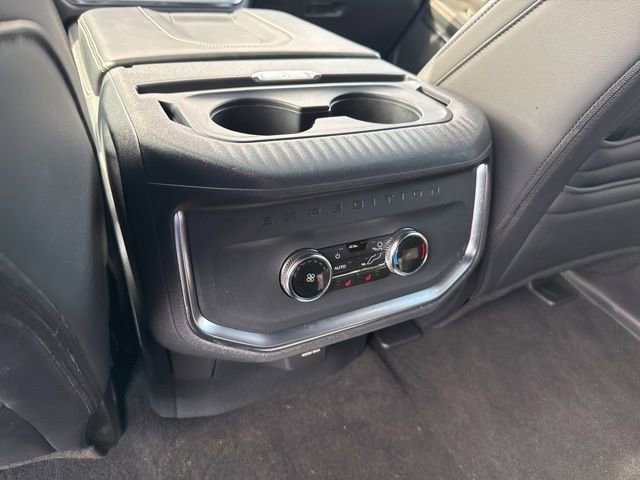 Certified 2025 Ford Expedition Platinum w/ Stealth Performance Package AWD/4WD image 19