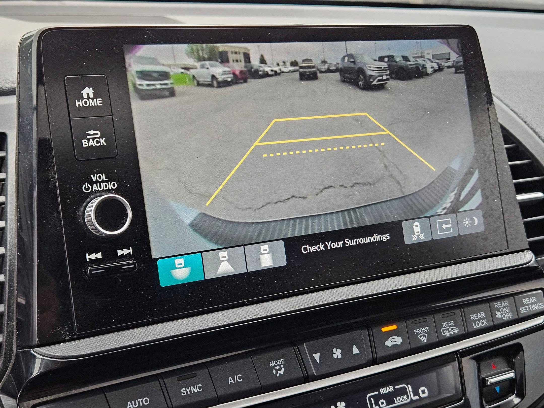 Used 2025 Honda Odyssey Elite image 26