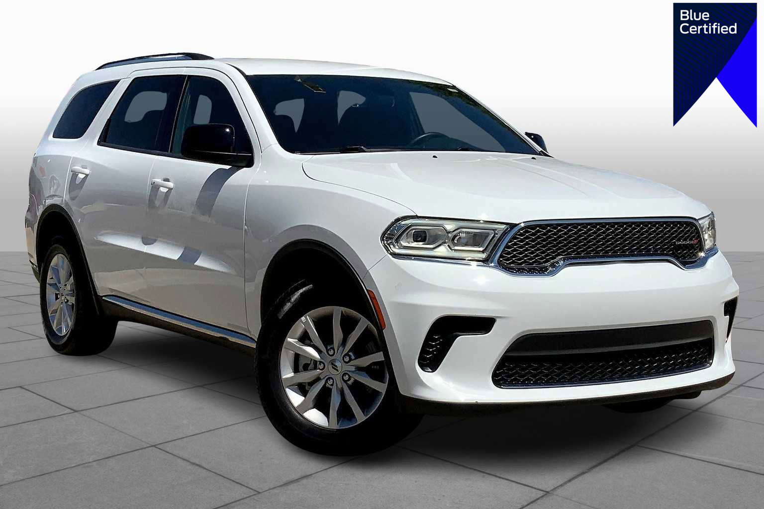 Used 2024 Dodge Durango SXT w/ 3rd Row Seating Group
