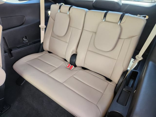 Certified 2022 Ford Explorer Limited w/ Hybrid Equipment Group 310A AWD/4WD image 19