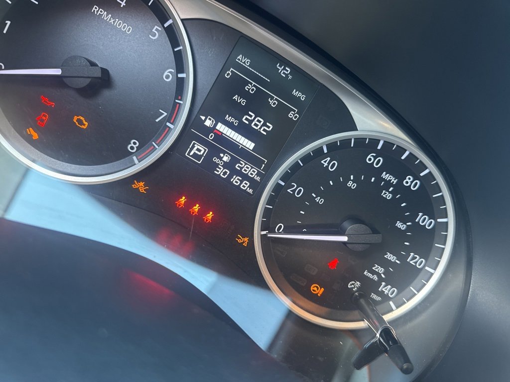 Used 2023 Nissan Kicks S image 2