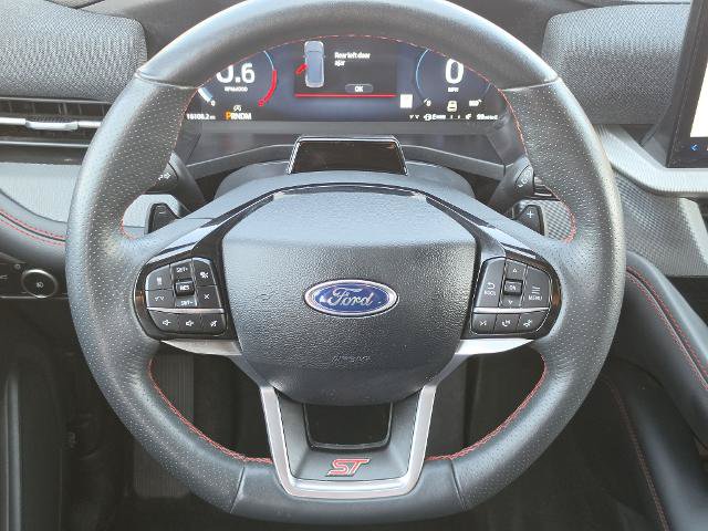 Certified 2025 Ford Explorer ST RWD image 18