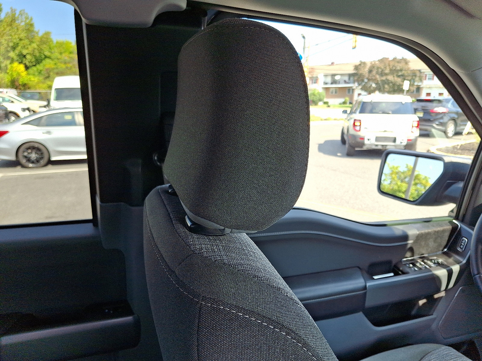 Certified 2023 Ford F150 XLT w/ Equipment Group 302A High image 13