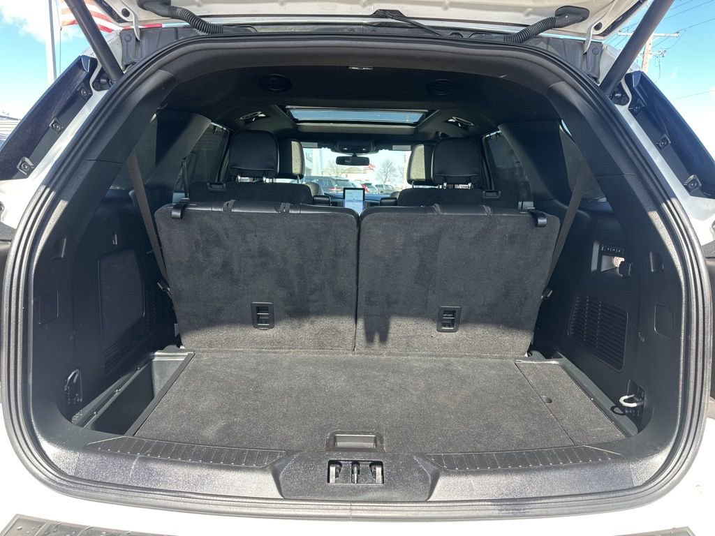 Certified 2024 Ford Explorer ST w/ Equipment Group 401A image 12