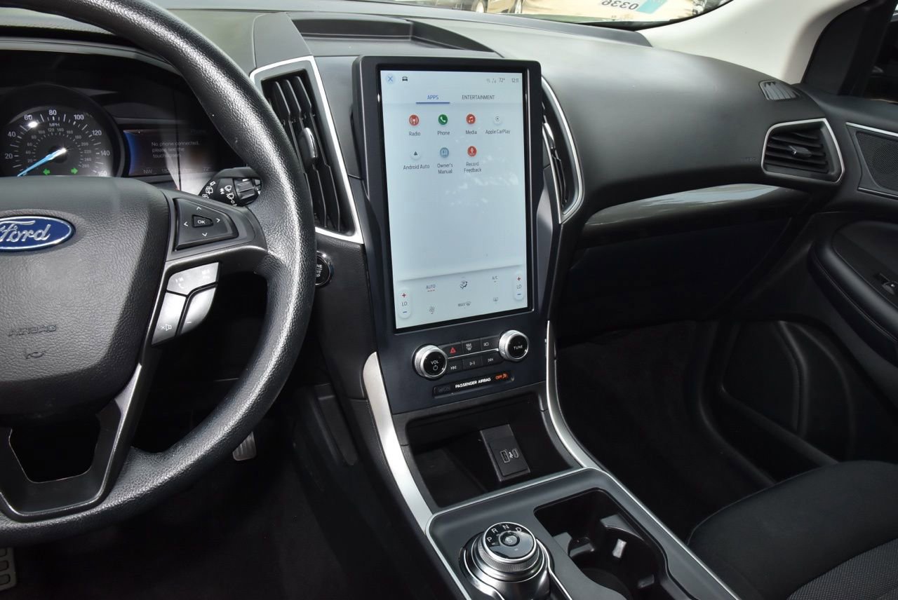 Certified 2023 Ford Edge SE w/ Black Appearance Package image 26