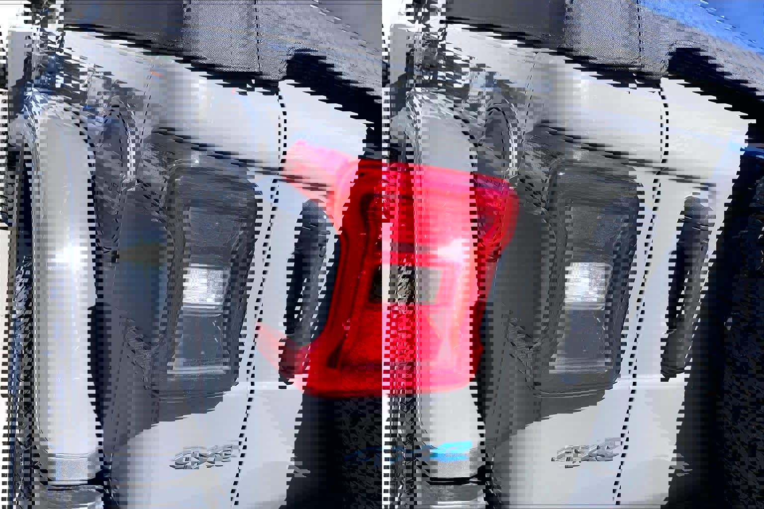 Used 2021 Jeep Wrangler Unlimited Rubicon 4xe w/ Steel Bumper Group image 32