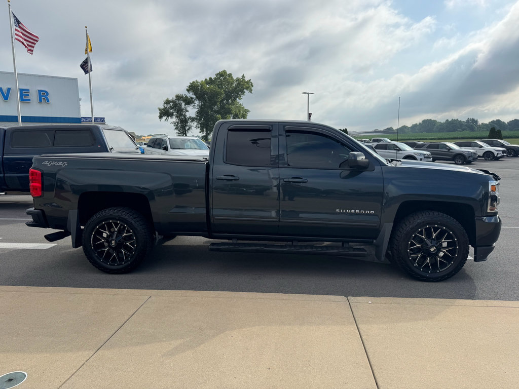 Used 2017 Chevrolet Silverado 1500 LT w/ True North Edition AWD/4WD image 10