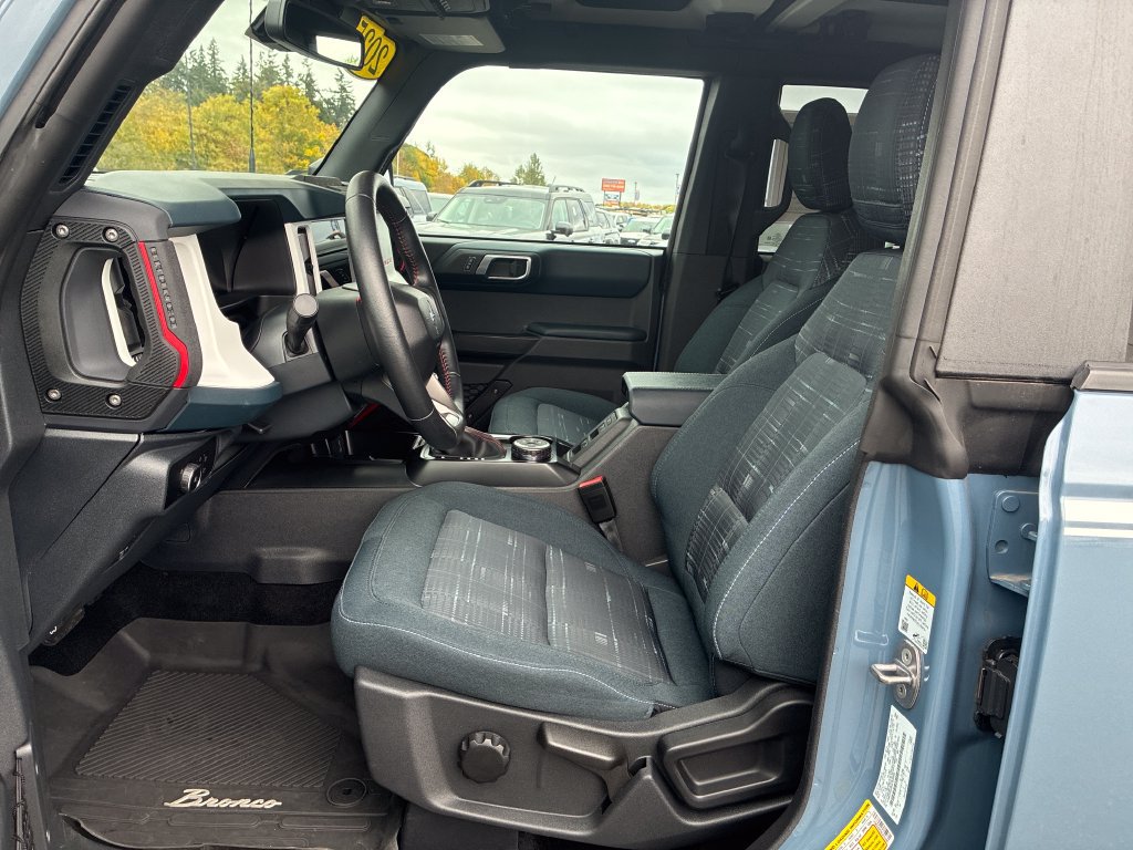 Certified 2025 Ford Bronco Heritage Edition AWD/4WD image 11