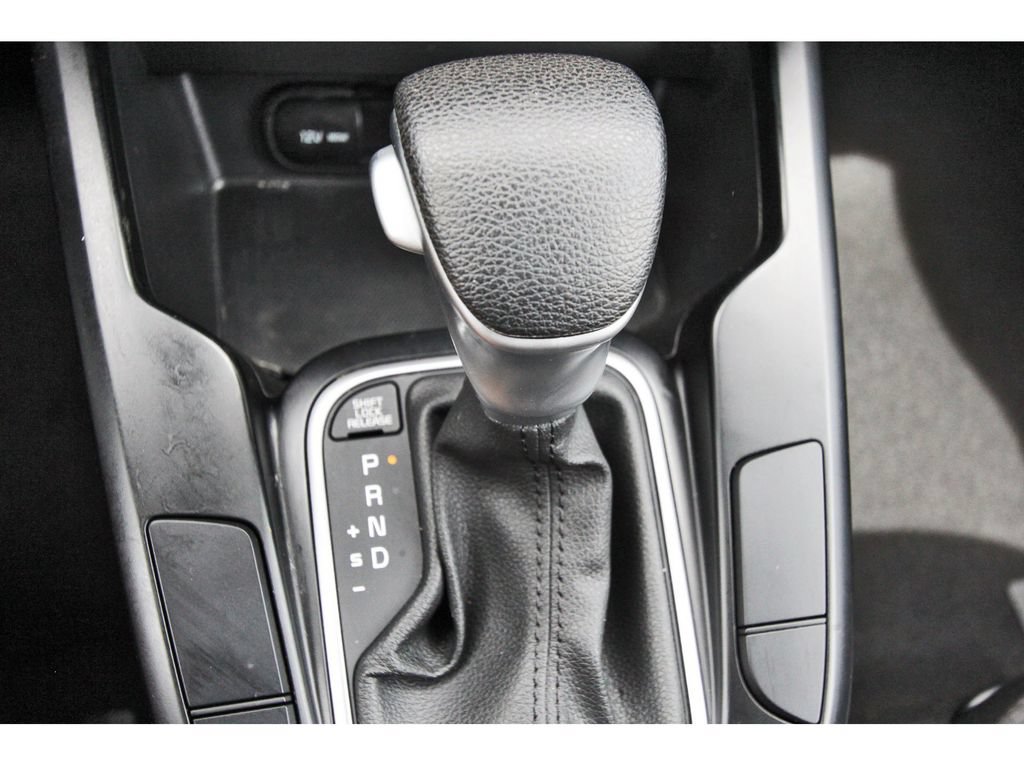 Used 2025 Kia Soul LX w/ LX Technology Package FWD image 28