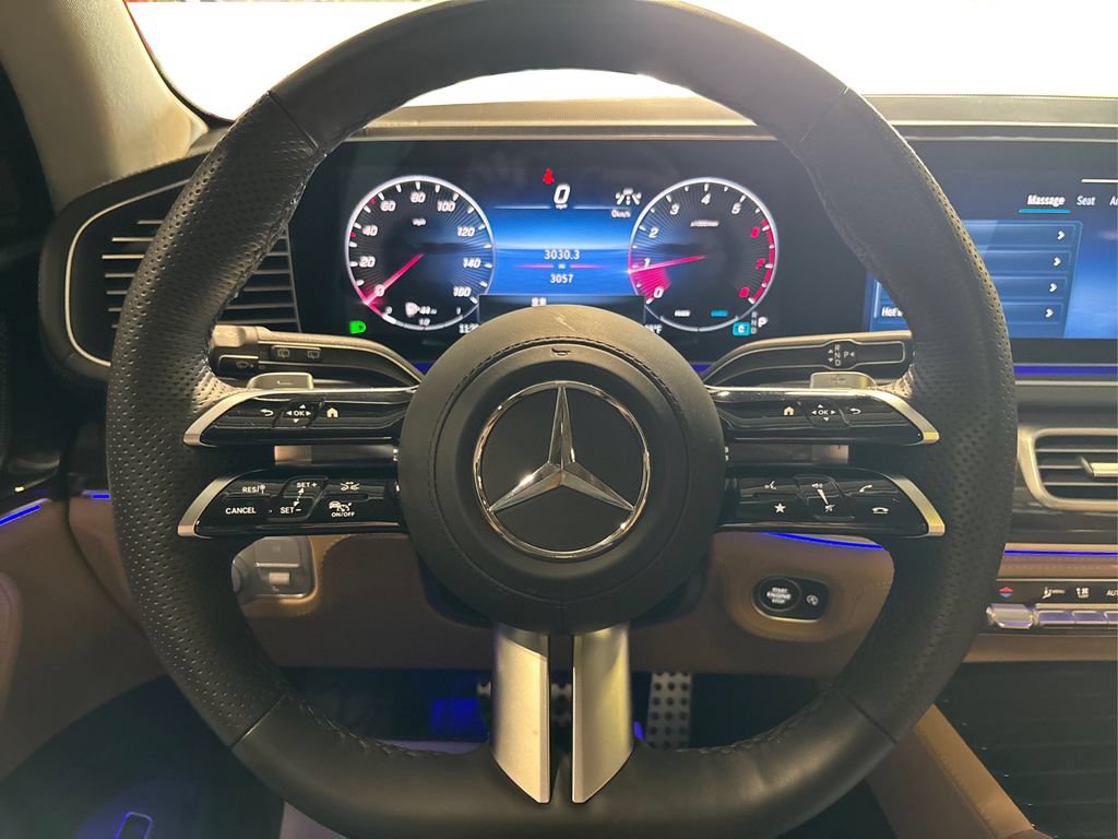 Used 2026 Mercedes-Benz GLS 450 4MATIC image 30