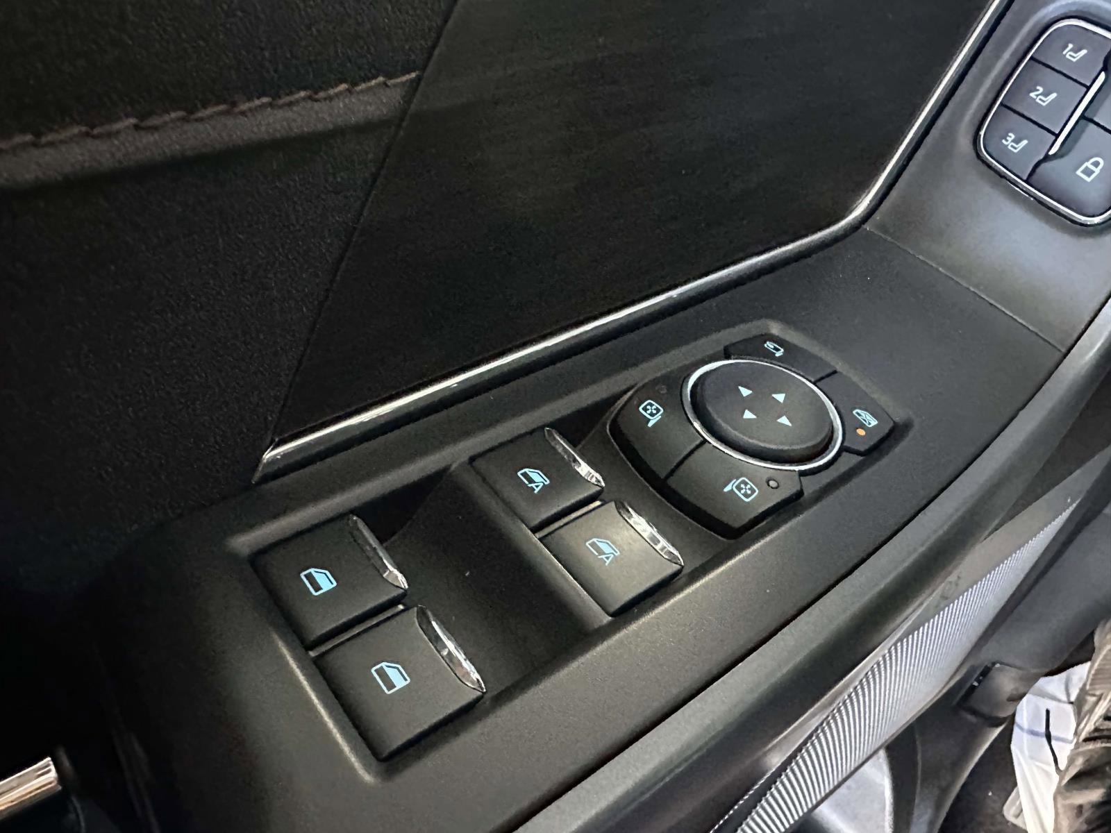 Certified 2024 Ford F150 Lariat w/ FX4 Off-Road Package AWD/4WD image 36