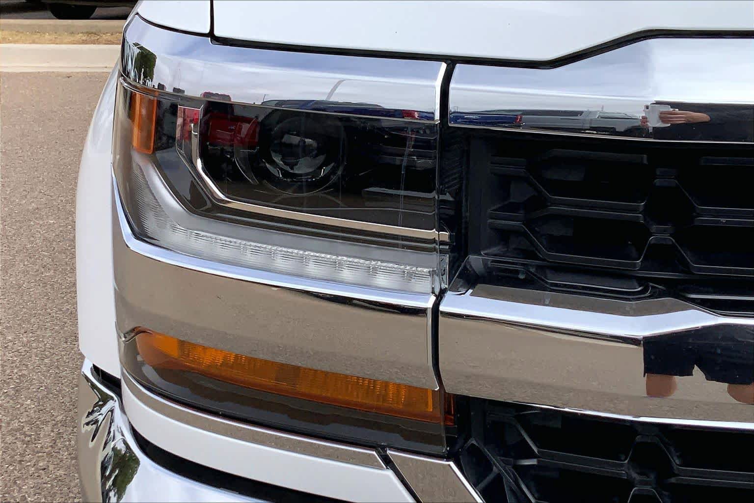 Used 2018 Chevrolet Silverado 1500 LT w/ Texas Edition RWD image 28