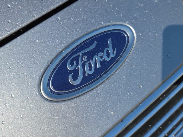 Certified 2020 Ford Fusion SE FWD image 32