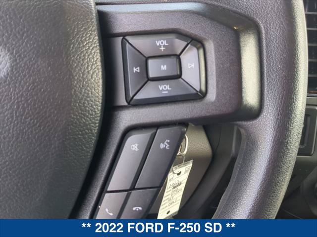 Certified 2022 Ford F250 XLT w/ XLT Premium Package AWD/4WD image 15