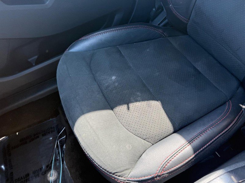 Certified 2018 Ford Explorer XLT w/ Equipment Group 202A image 28