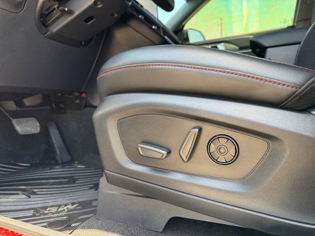 Certified 2025 Ford Explorer ST w/ Sun And Sound Package AWD/4WD image 19