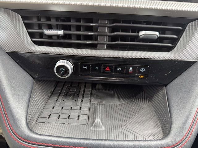 Certified 2025 Ford Explorer ST image 31