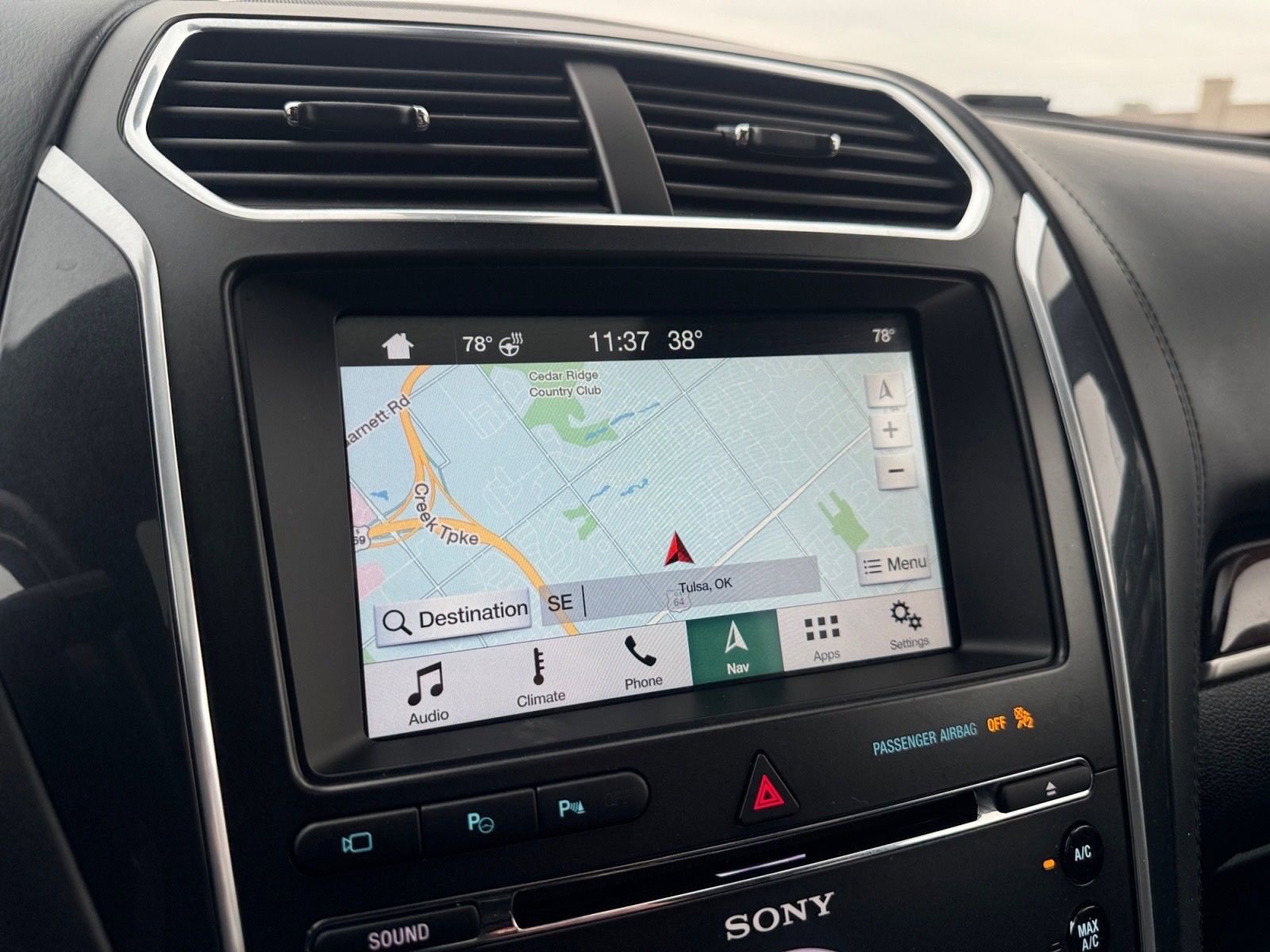 Certified 2017 Ford Explorer Platinum image 32