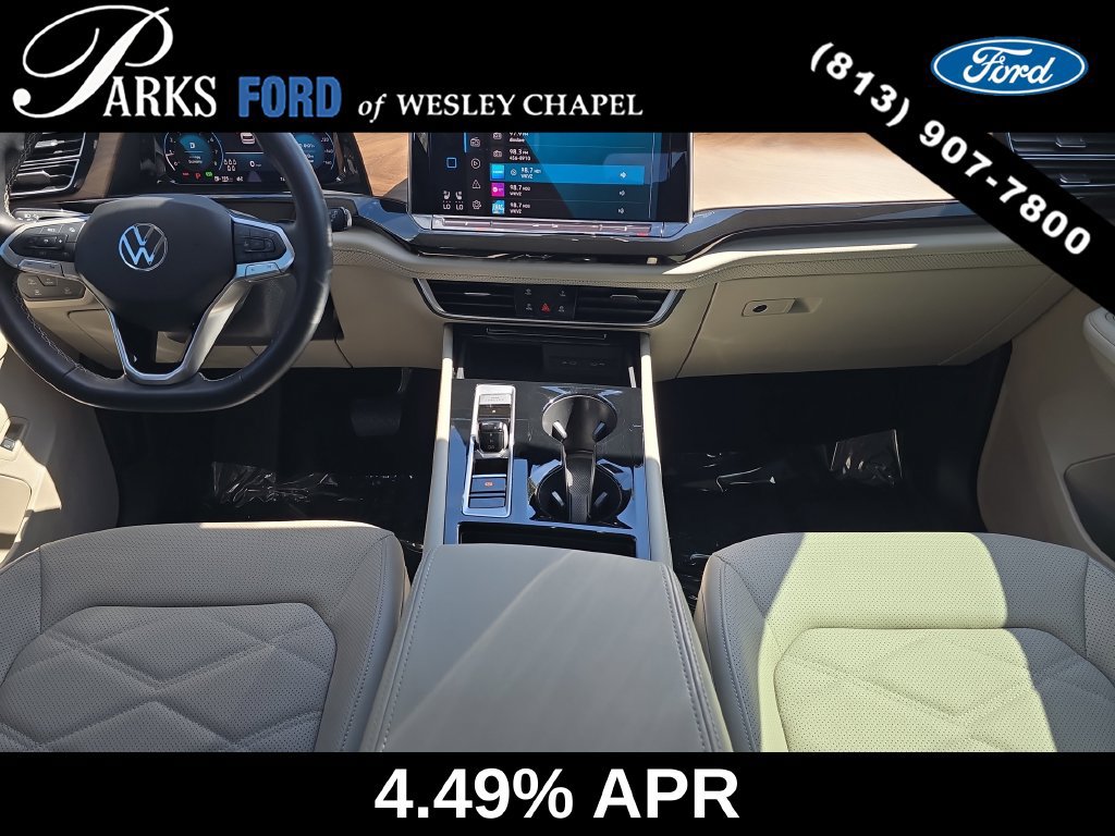 Used 2025 Volkswagen Atlas SE FWD image 12