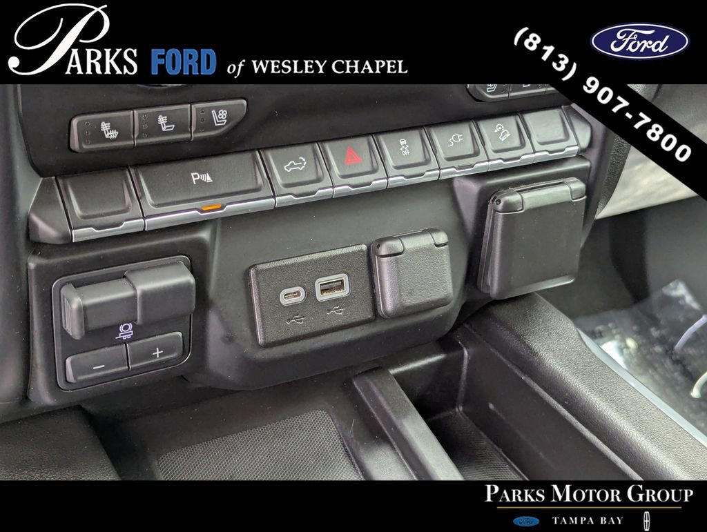 Used 2022 GMC Sierra 2500 SLT w/ SLT Premium Package AWD/4WD image 23