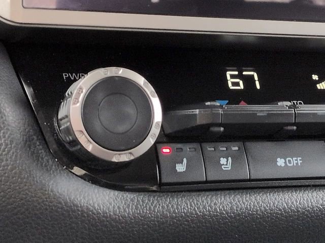 Used 2024 Toyota Tundra Limited image 26