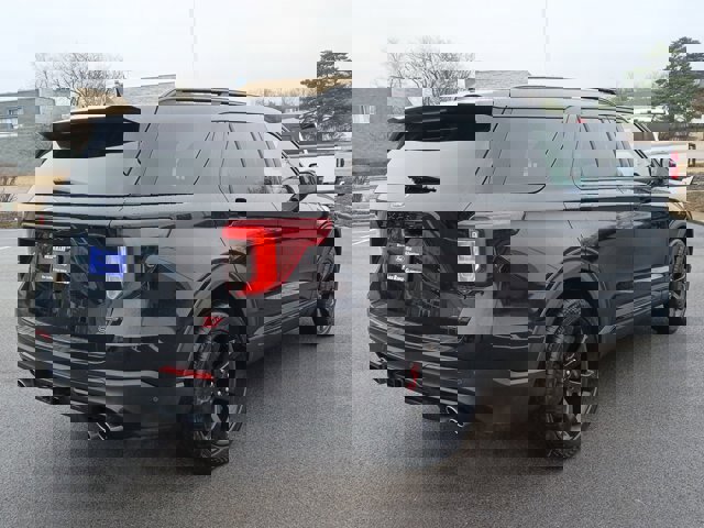 Certified 2020 Ford Explorer ST w/ ST Street Pack image 4