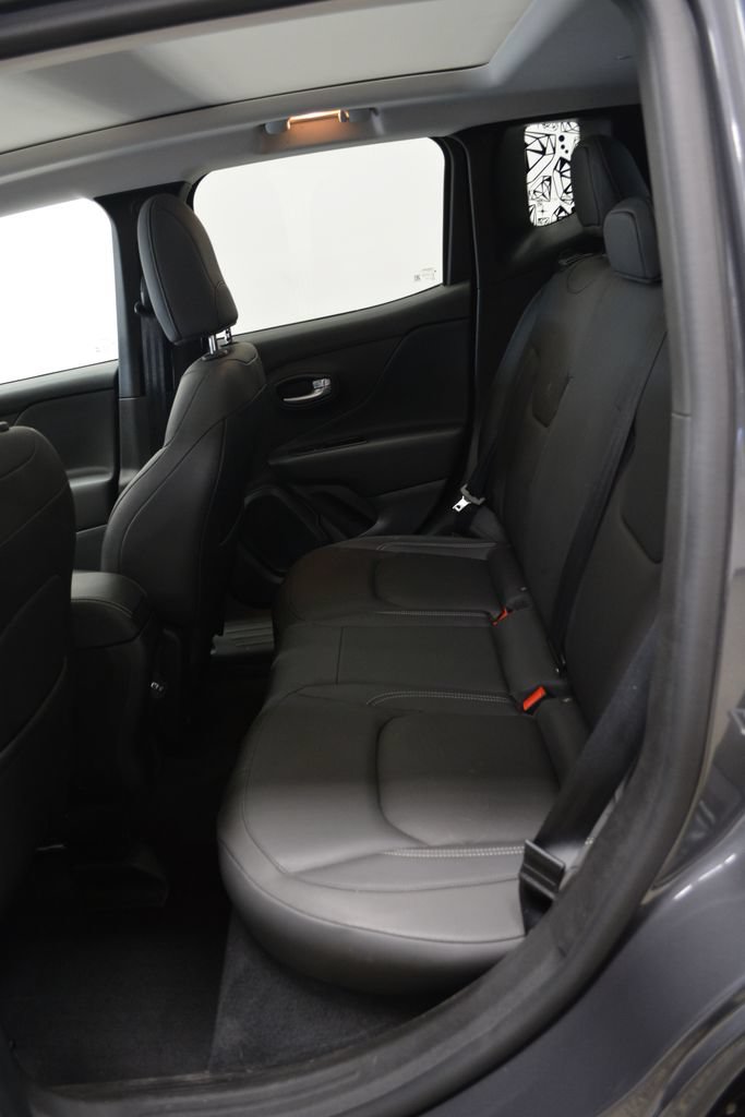 Used 2023 Jeep Renegade Limited w/ Sun/Sound Group AWD/4WD image 14