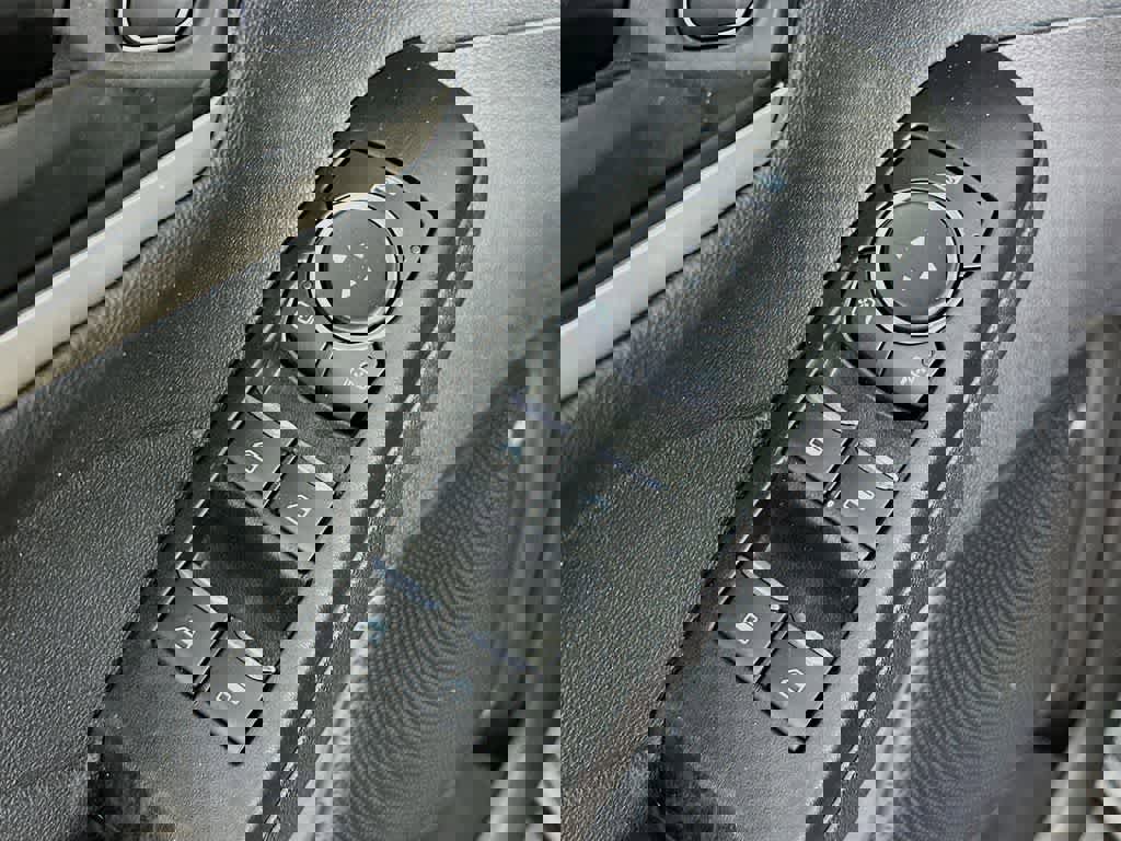 Certified 2022 Ford Escape S image 27