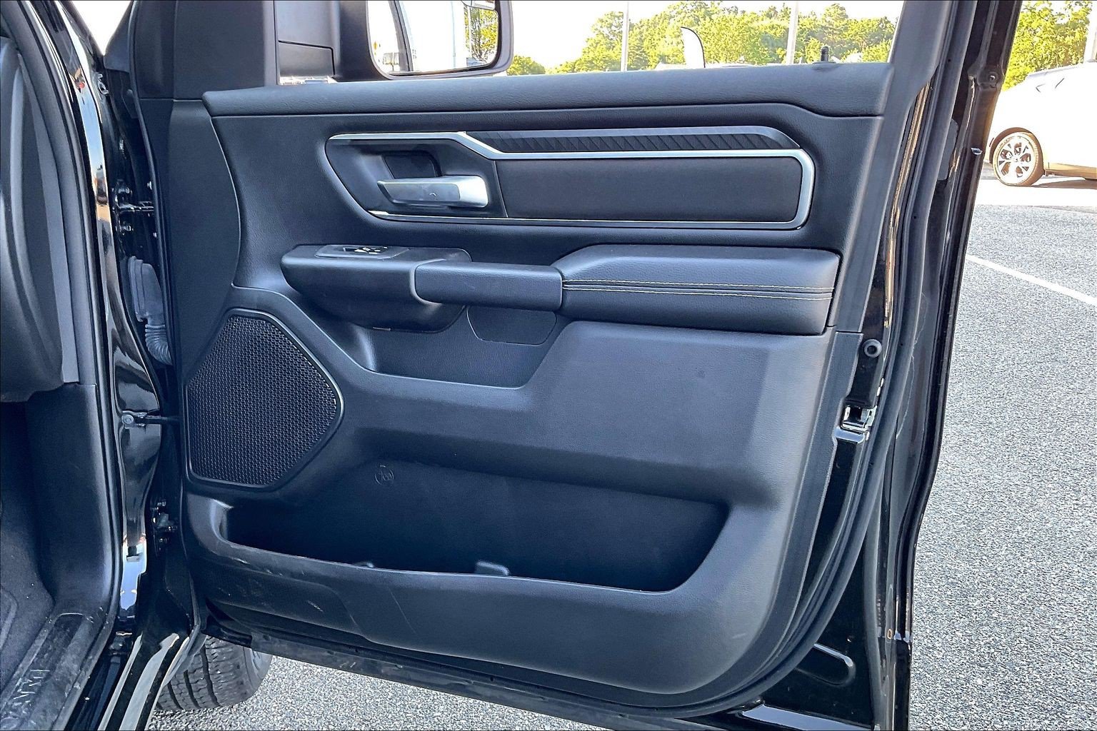 Used 2025 RAM 1500 Big Horn AWD/4WD image 22
