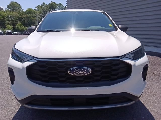 Certified 2025 Ford Escape ST-Line w/ Tech Pack #1 FWD image 8