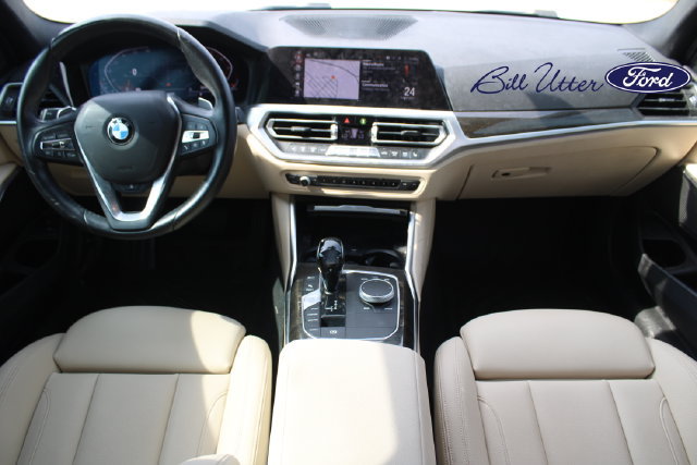 Used 2021 BMW 330i Sedan w/ Premium Package RWD image 16
