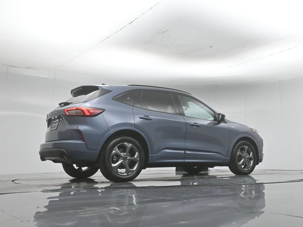 Certified 2024 Ford Escape ST-Line w/ Tech Pack #1 FWD image 46