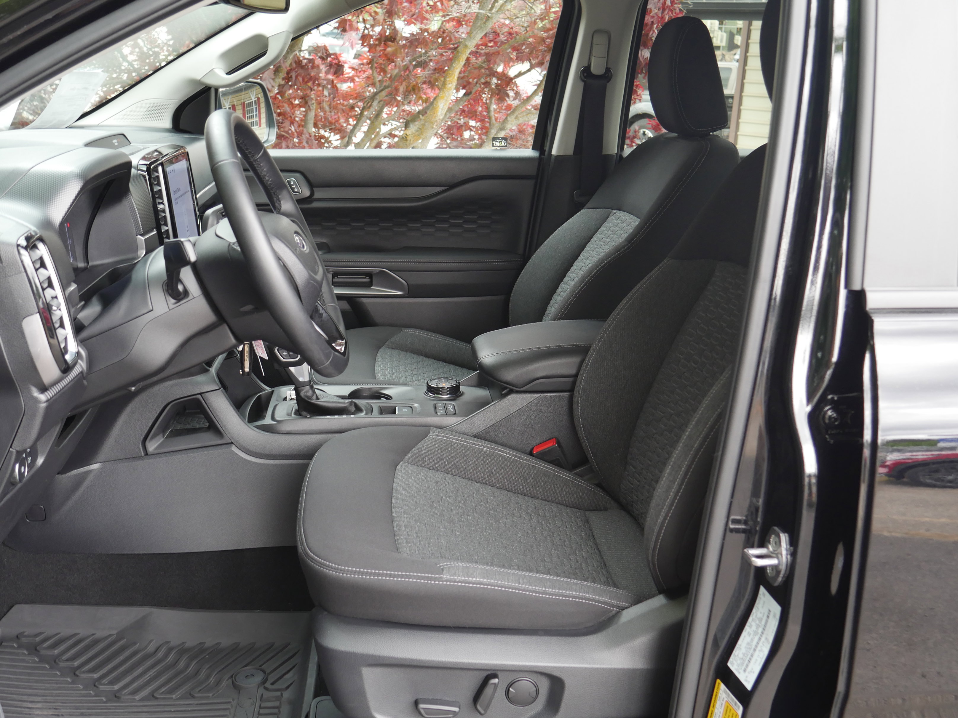 Certified 2024 Ford Ranger XLT AWD/4WD image 3