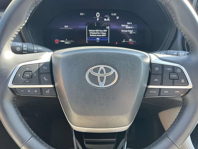Used 2025 Toyota Grand Highlander AWD image 21