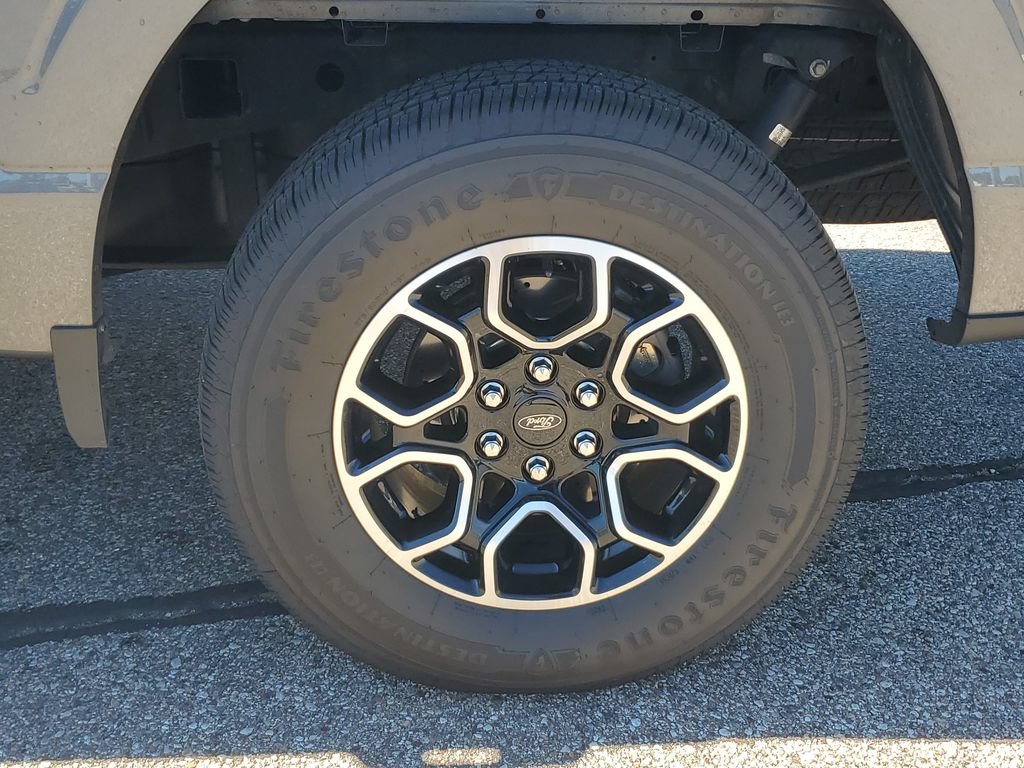 Certified 2022 Ford F150 XLT w/ Equipment Group 302A High AWD/4WD image 7