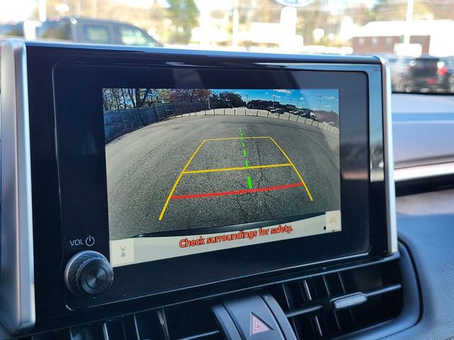 Used 2023 Toyota RAV4 LE AWD/4WD image 21