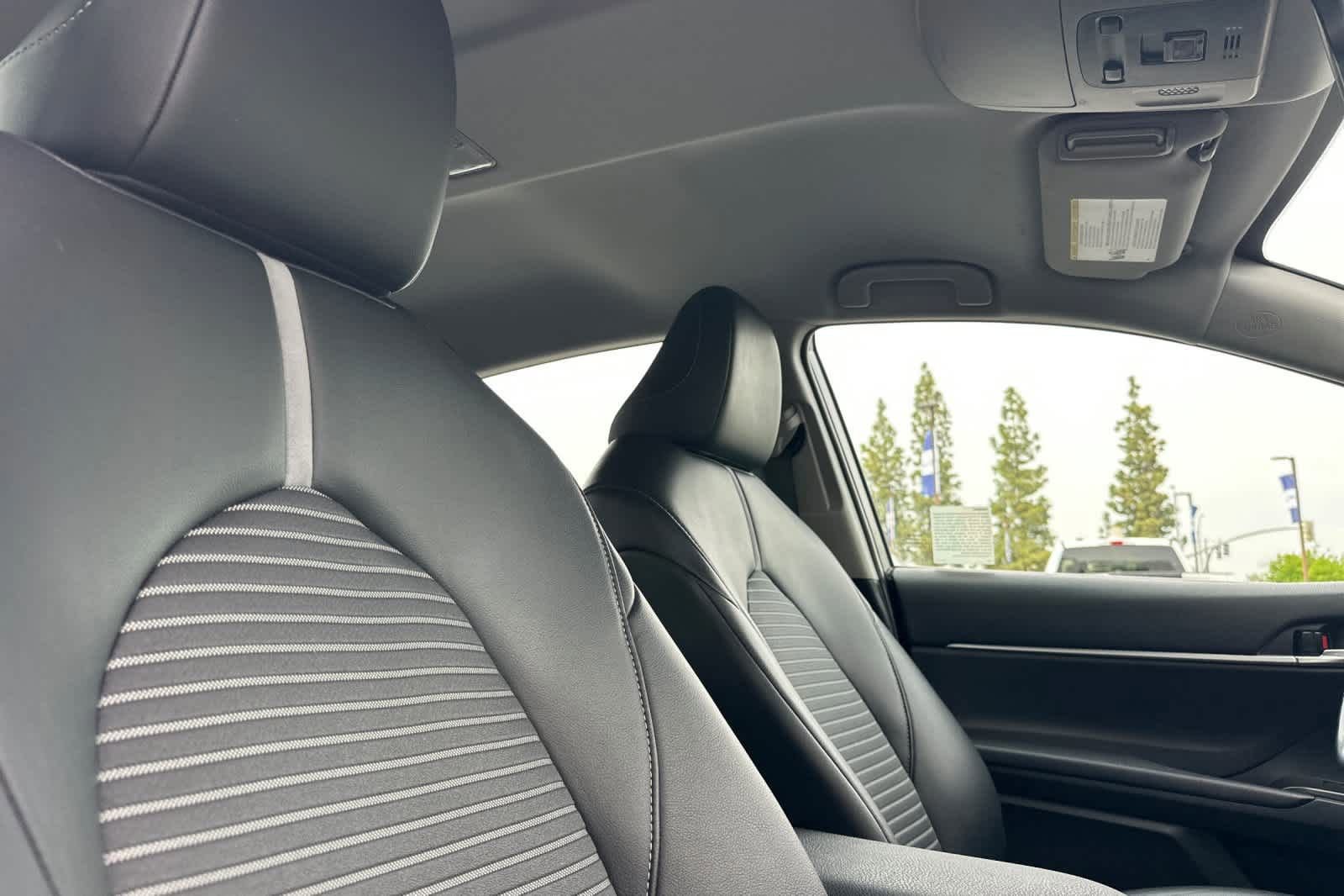 Used 2023 Toyota Camry SE image 17