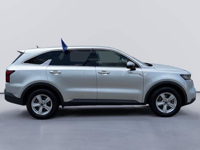 Used 2022 Kia Sorento LX FWD image 6