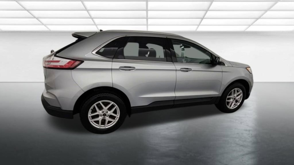 Certified 2024 Ford Edge SEL w/ Convenience Package AWD/4WD image 8