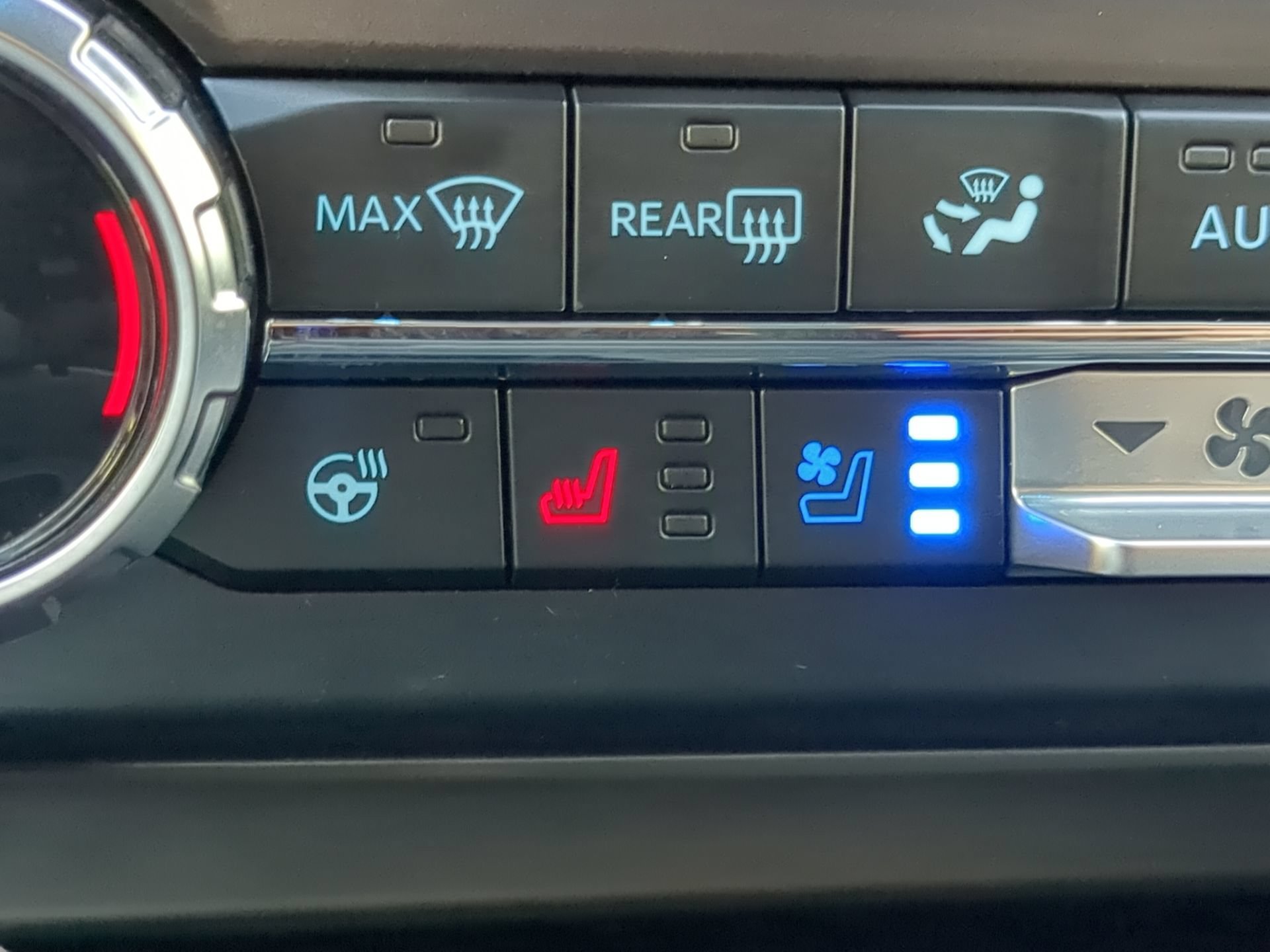 Certified 2025 Ford F250 Lariat w/ Black Appearance Package AWD/4WD image 62