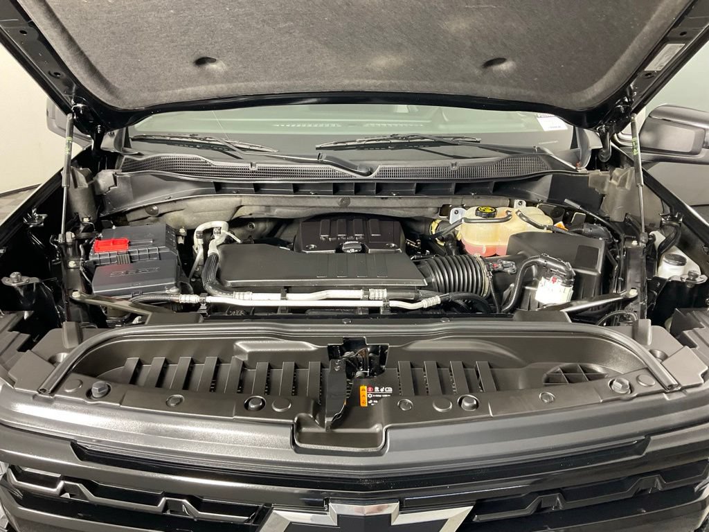 Used 2023 Chevrolet Silverado 1500 LT Trail Boss AWD/4WD image 9